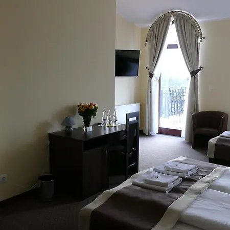 I Restauracja Różany Dwór Hotel Skrzeszew